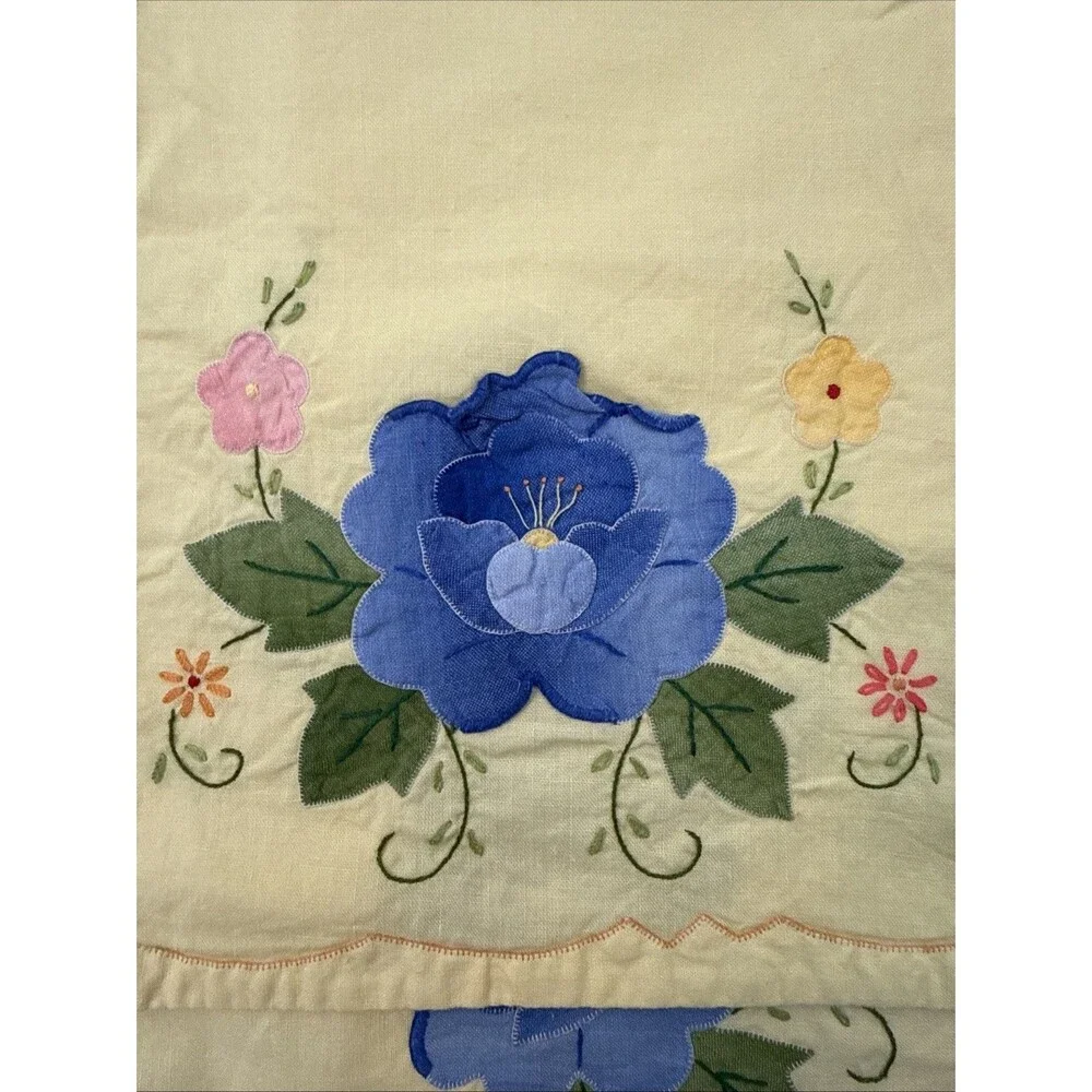 Vintage Yellow 4 Placemats 4 Napkins Embroidered Flower Floral Appliqué Set
